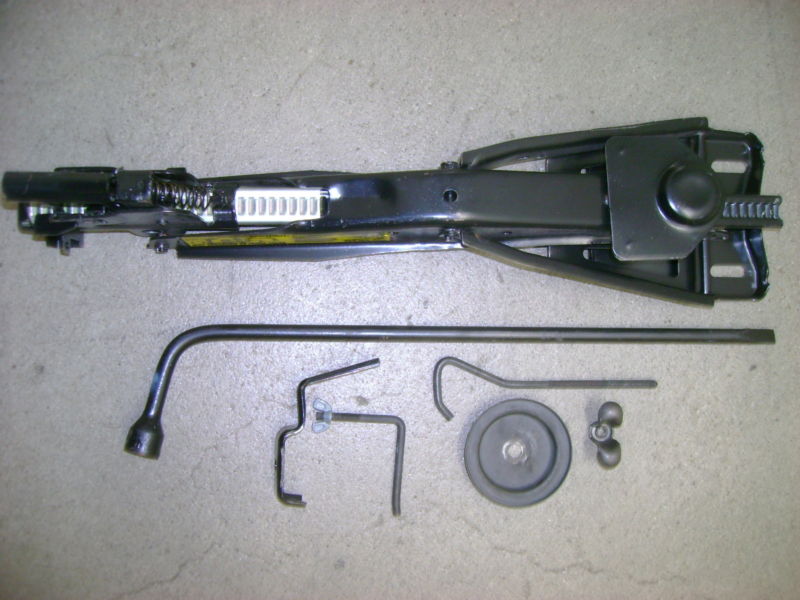 Attached picture floor jack gm 80s.jpg